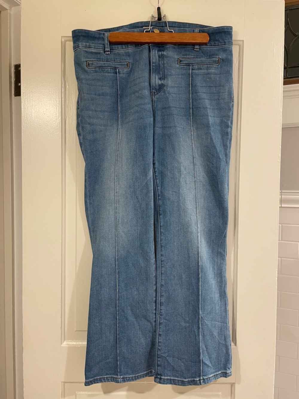 NWOT - Kut from the Kloth Medium Blue High-Rise Ankle Flare Denim Jeans